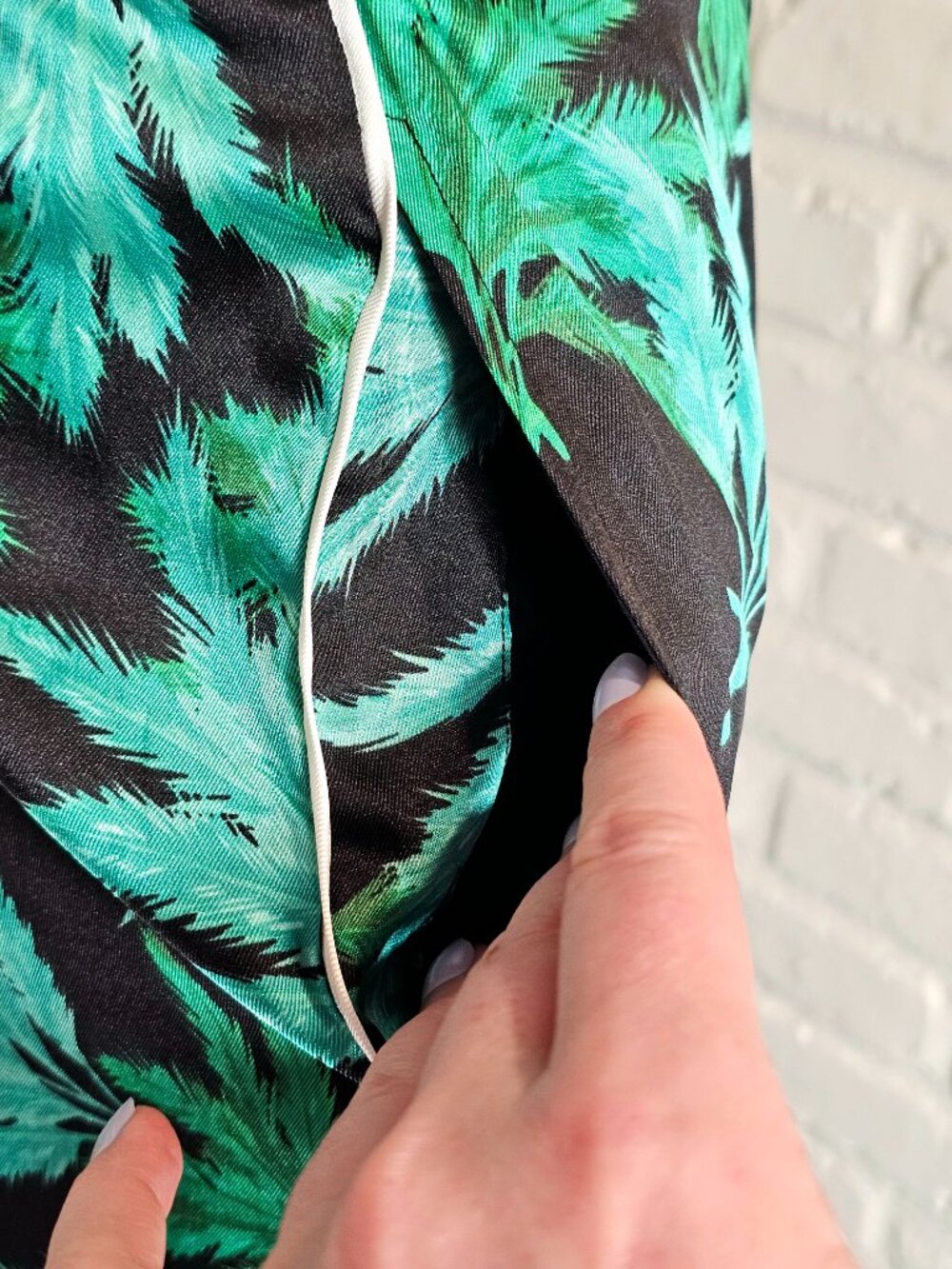 Fe Noel x Target Feathered Palm Print Robe & Wide Leg Pants Set Size XL Black - Picture 12 of 16